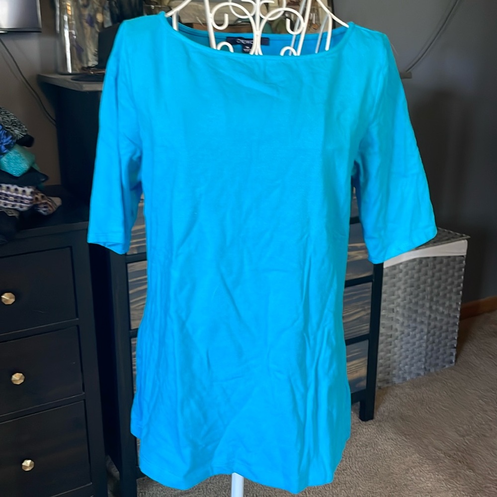 Blue short sleeve top